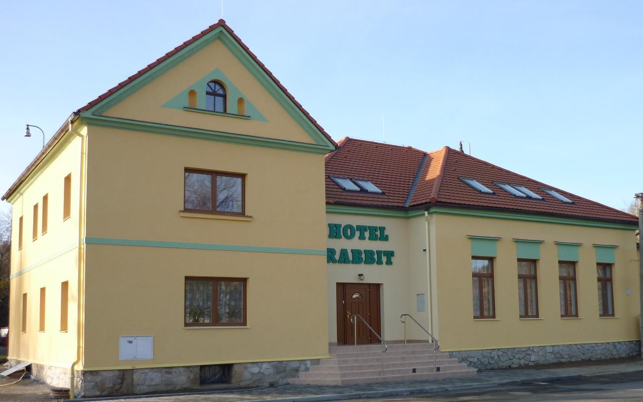 Hotel Rabbit Trhovy Stepanov Exterior foto